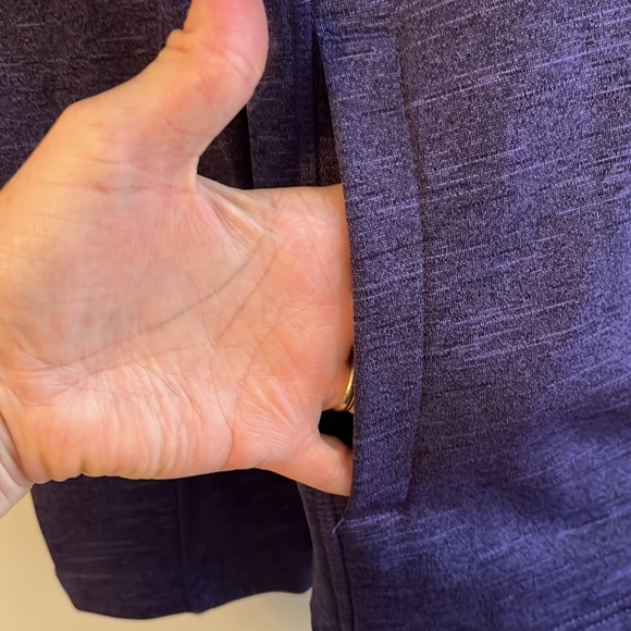 Helly Hansen Light Fleece Zip Up Jacket with Argyle Design Size Medium - Picture 5 of 7